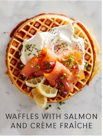 WAFFLES WITH SALMON AND CRÉME FRAÎCHE